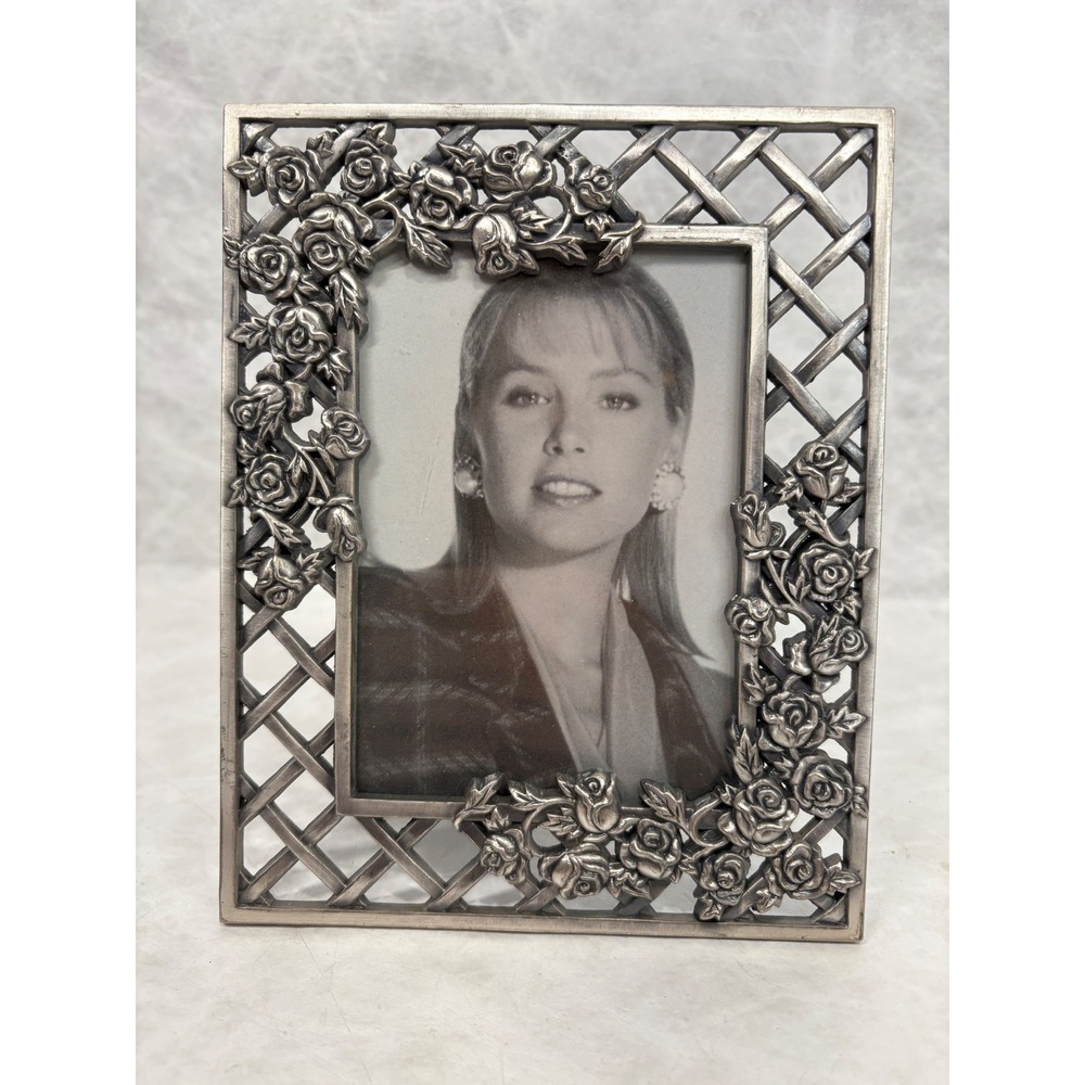 Vintage Silver Tone Metal Lattice Rose Floral Picture Frame 5x7 Tabletop Decor